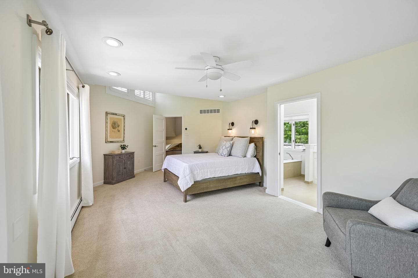 989 Delchester Road photo 23