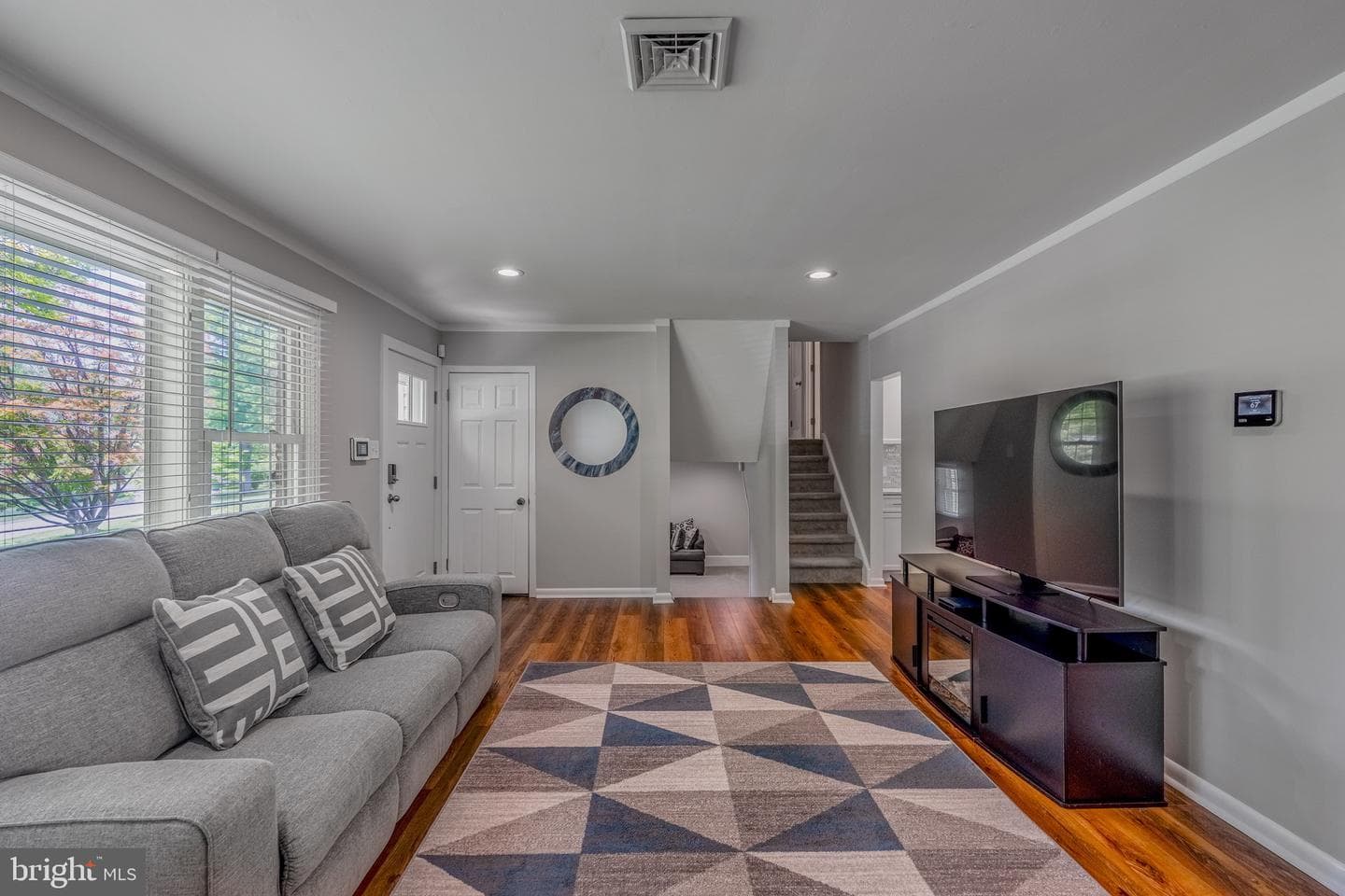 849 Parkside Avenue photo 2