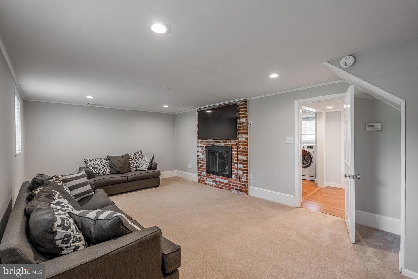 849 Parkside Avenue photo 20