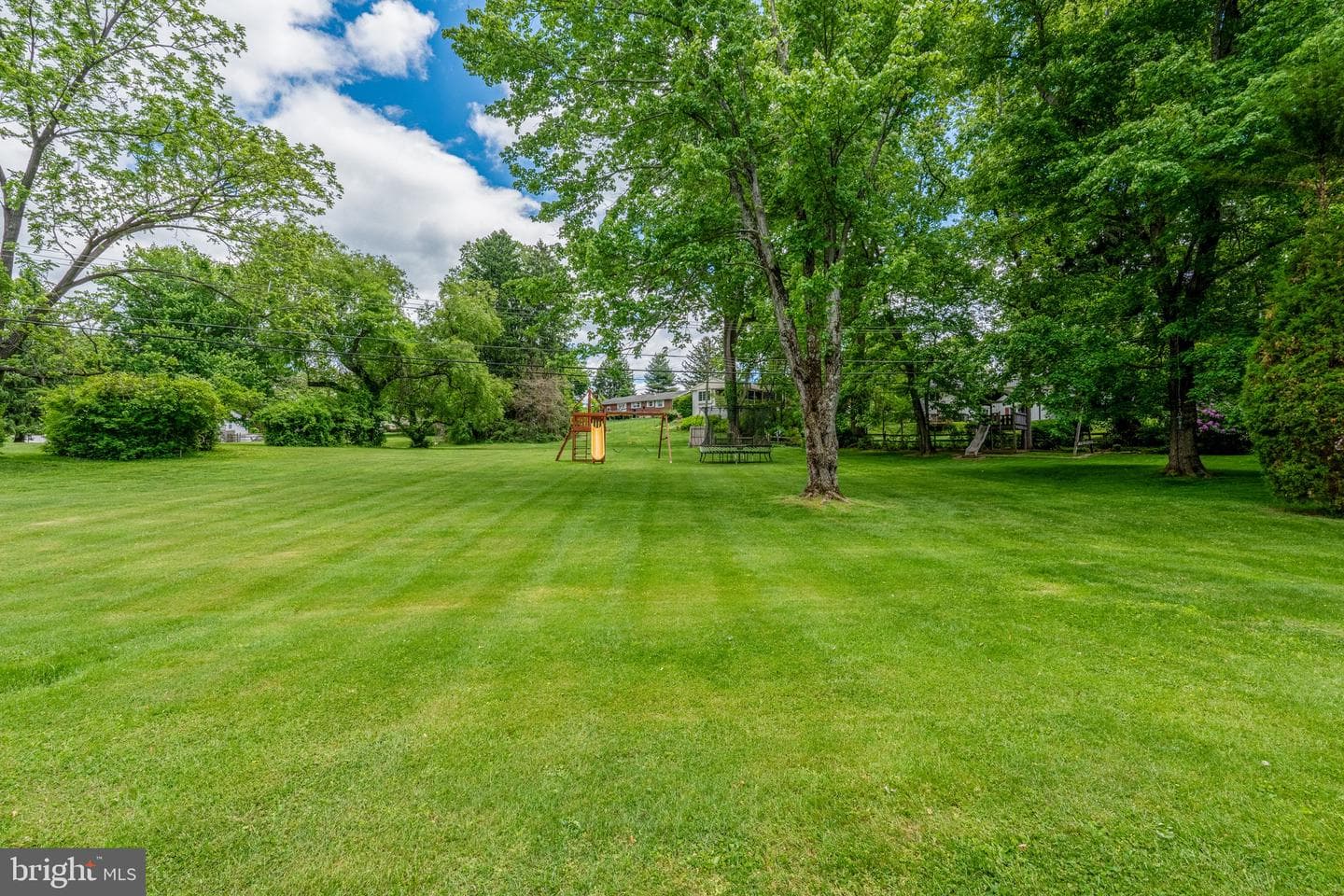 849 Parkside Avenue photo 25