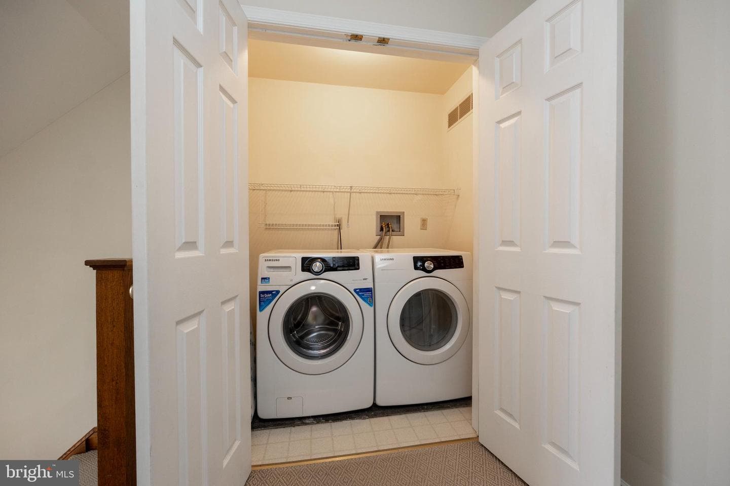 224 Cambridge Chase photo 24