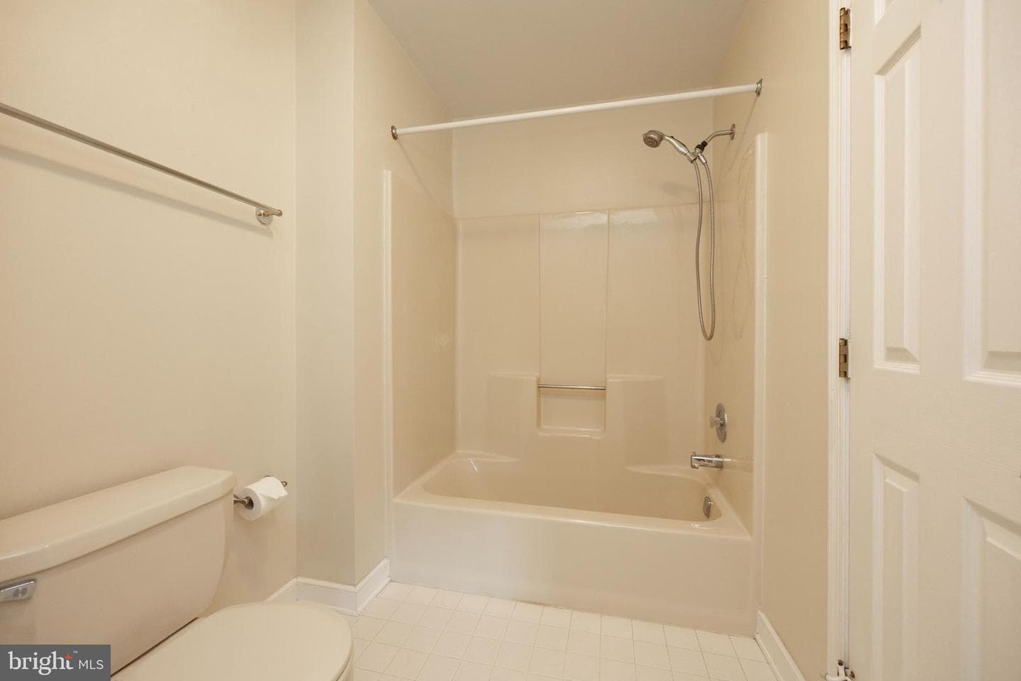 224 Cambridge Chase photo 28