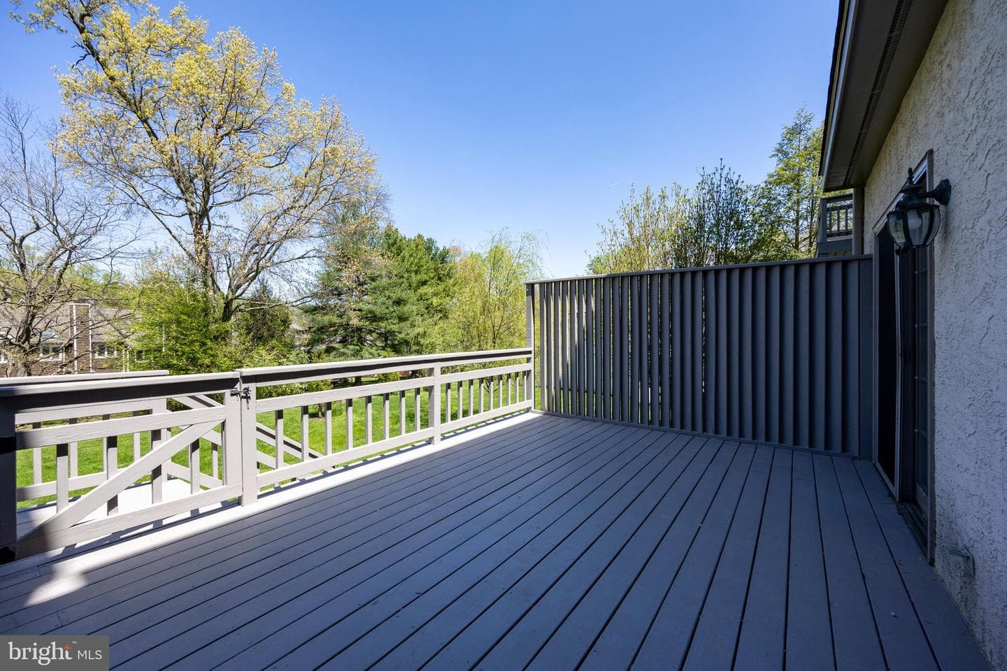 224 Cambridge Chase photo 3
