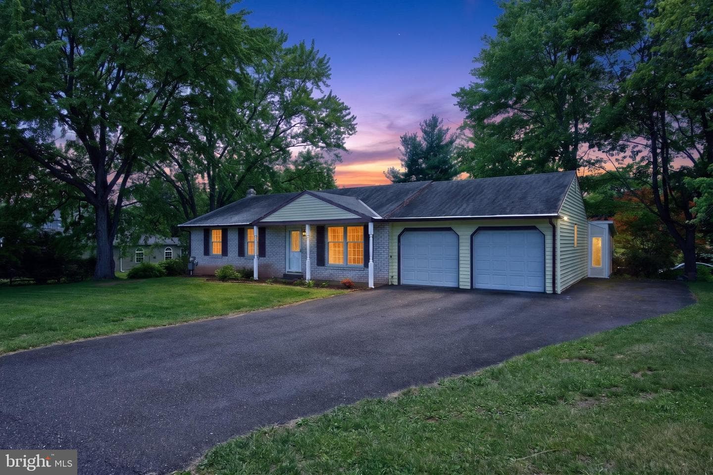 1155 Grandview Circle