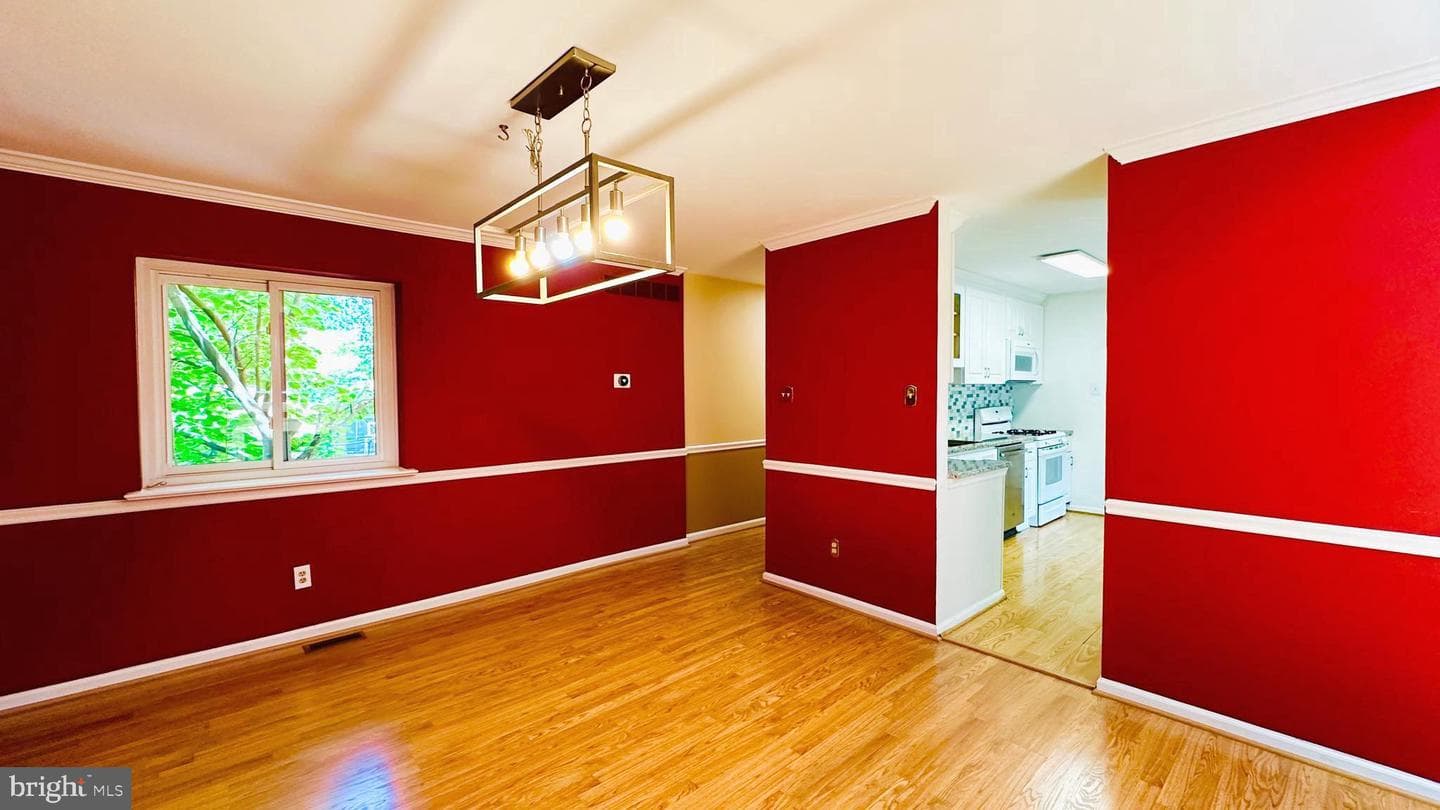 13 Painters Lane photo 16