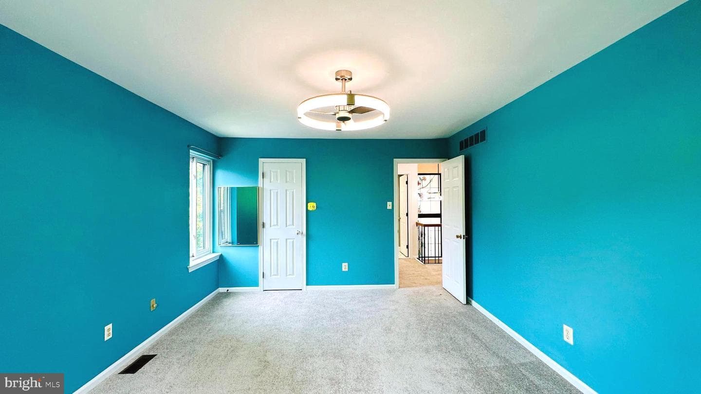 13 Painters Lane photo 34