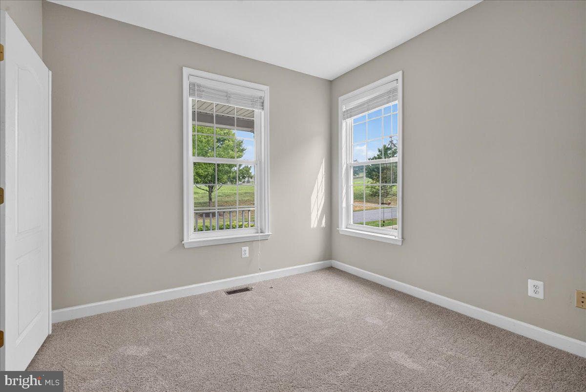 218 Stauffer Road photo 7