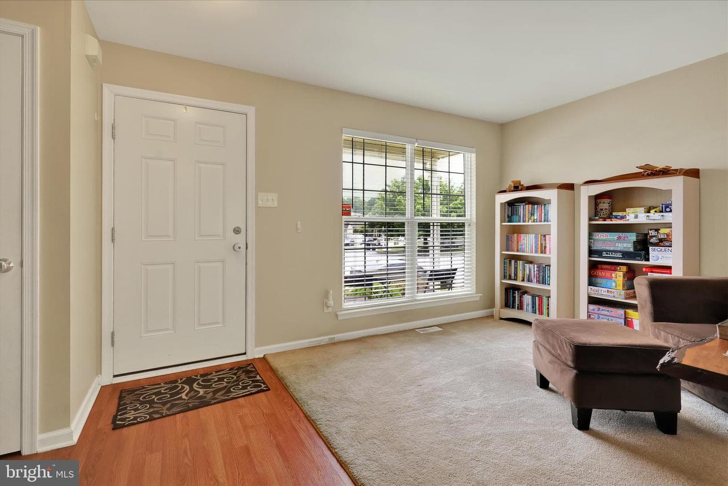 105 Marquis Drive photo 2
