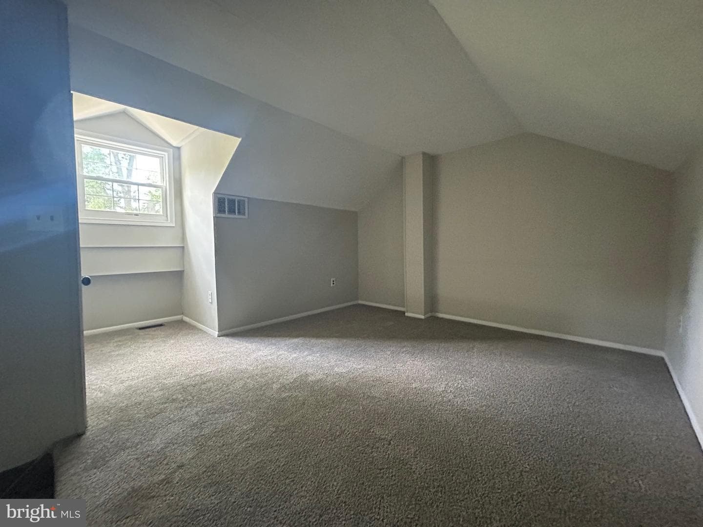 128 Denbigh Terrace photo 26