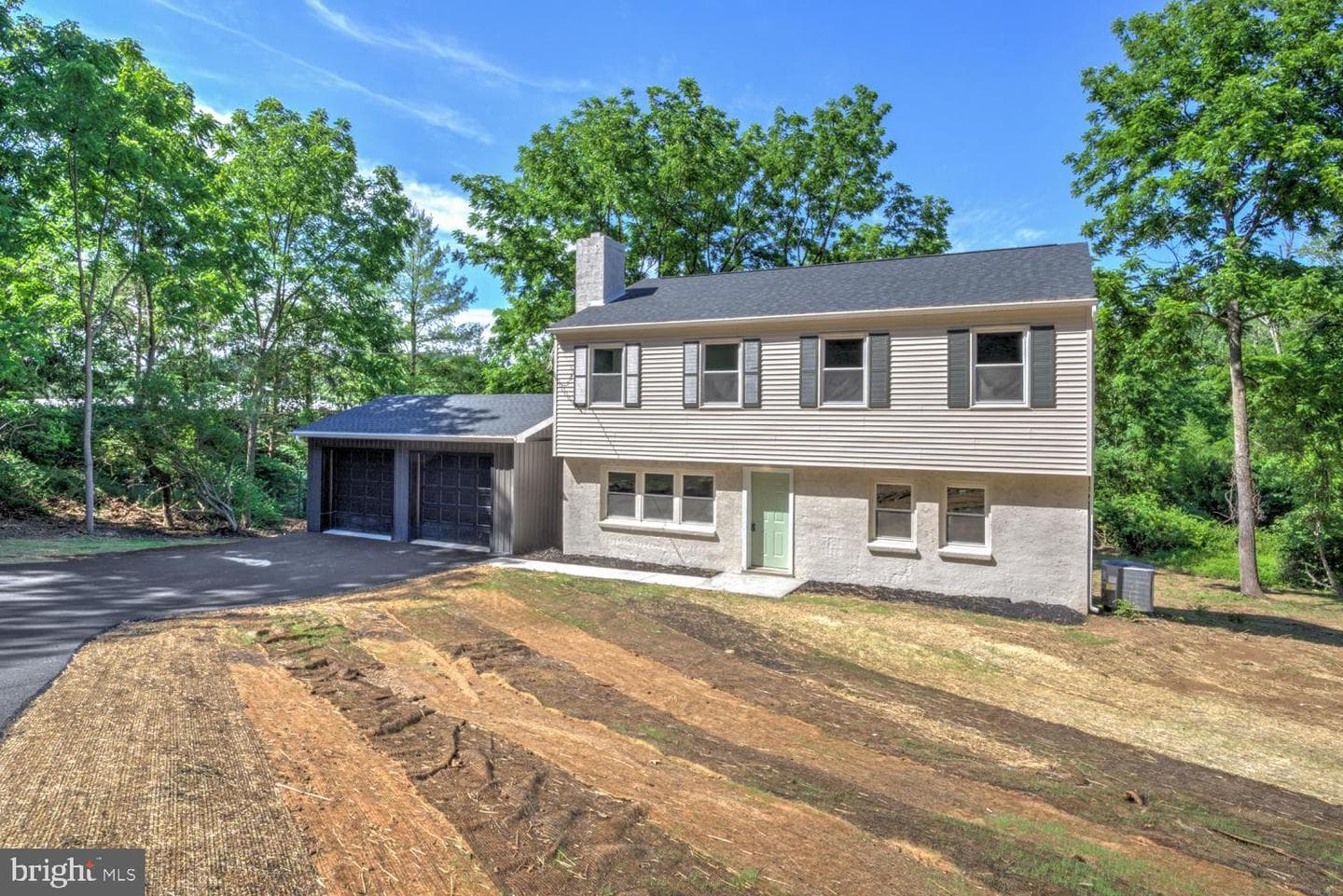 782 N Creek Road photo 37