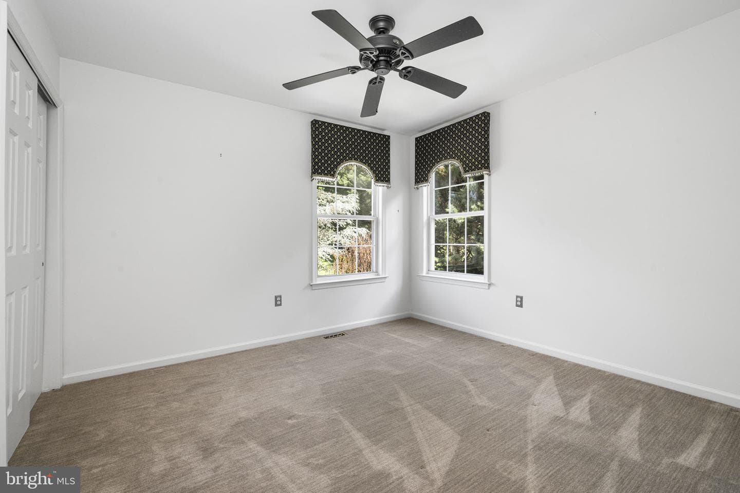 17 Highview Road photo 31