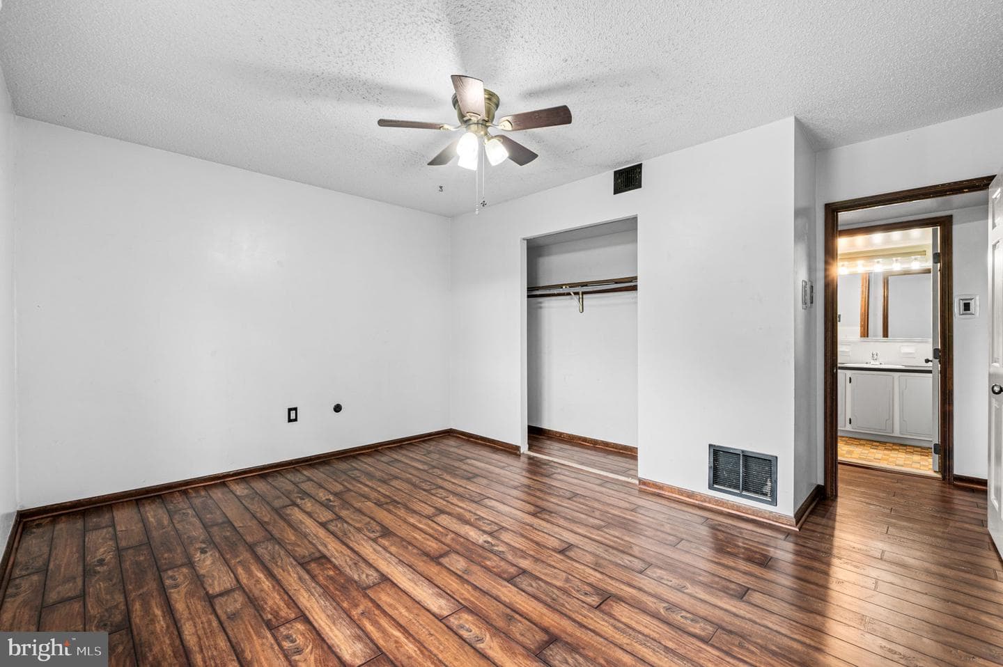 111 Harvest Lane #203 photo 17