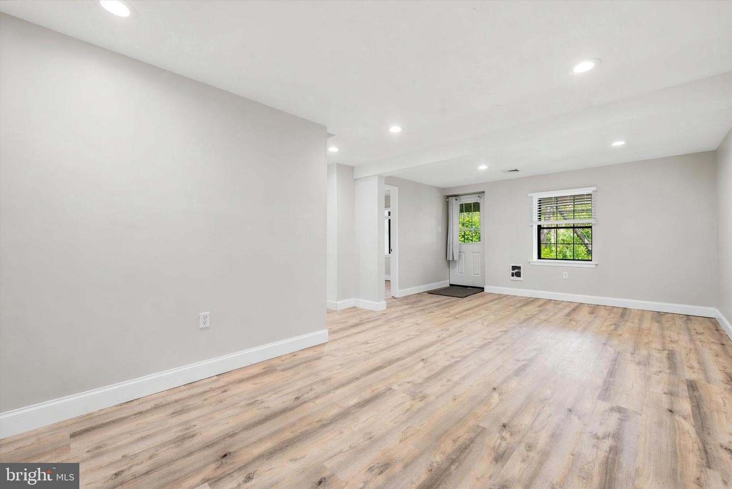 240 Smallwood Court photo 19