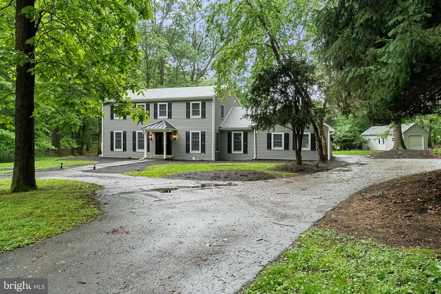 1105 Tinkerhill Lane photo 4
