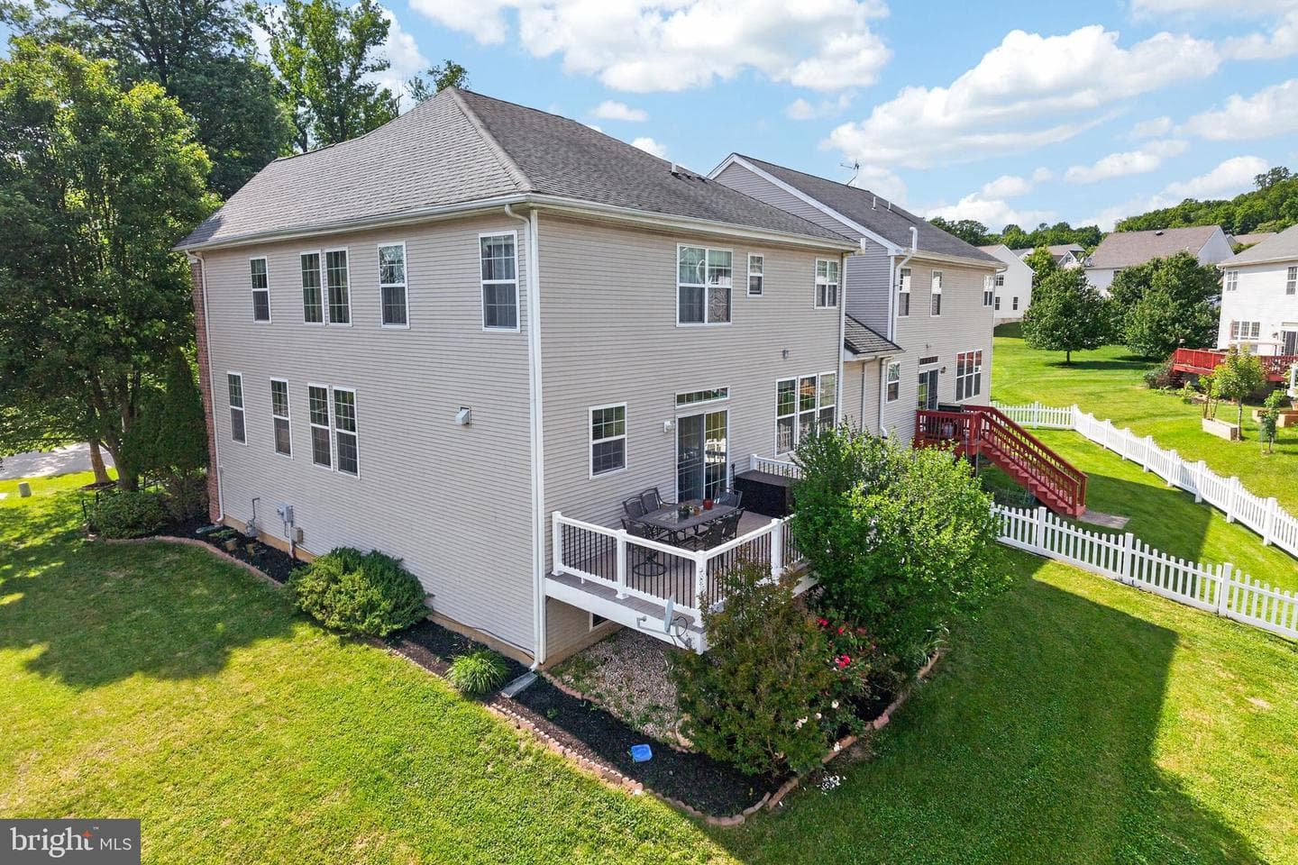 328 Dartmouth Road photo 3