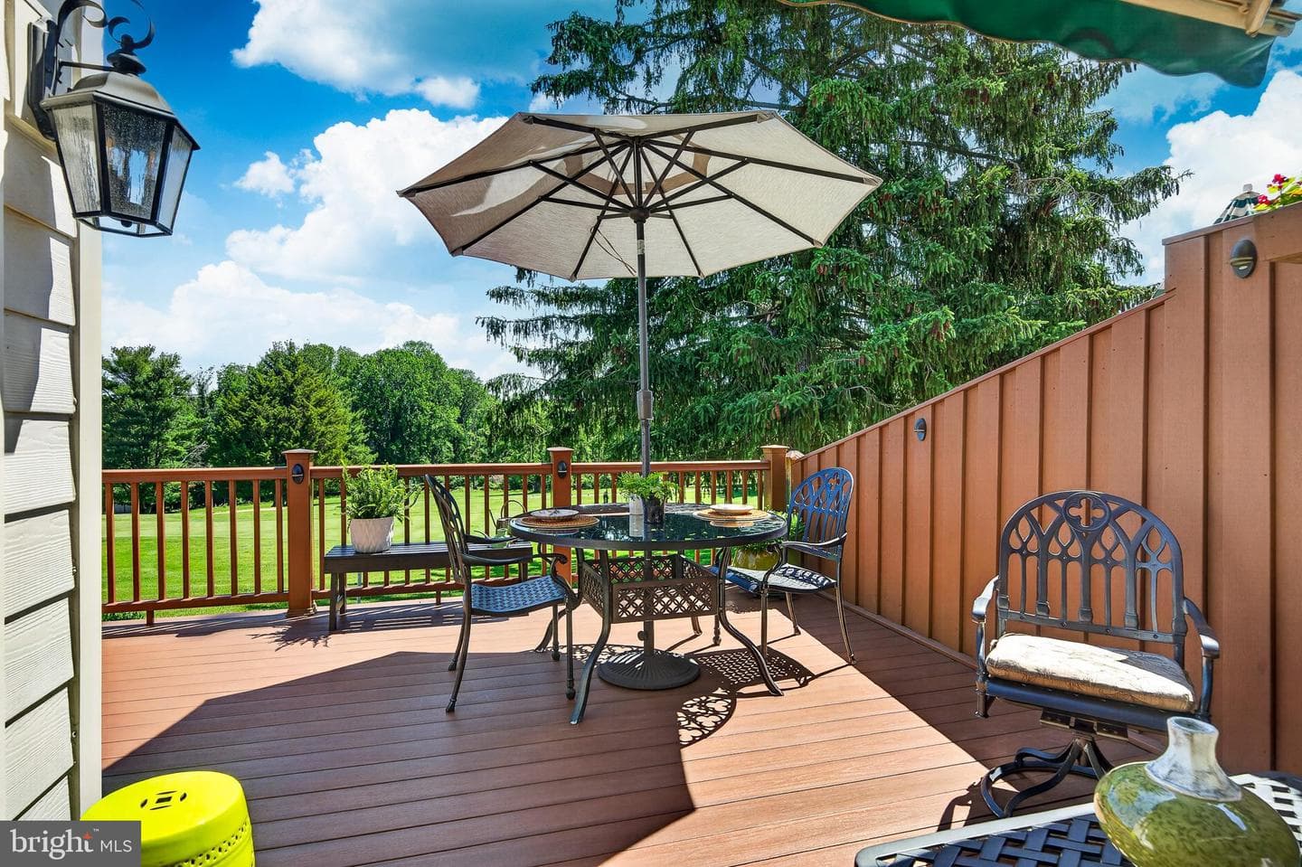 304 Greenbriar Drive photo 53