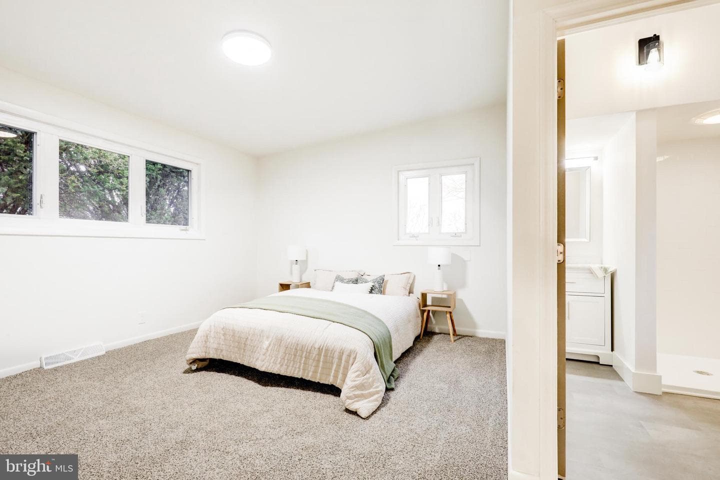 904 S Chester Road photo 21