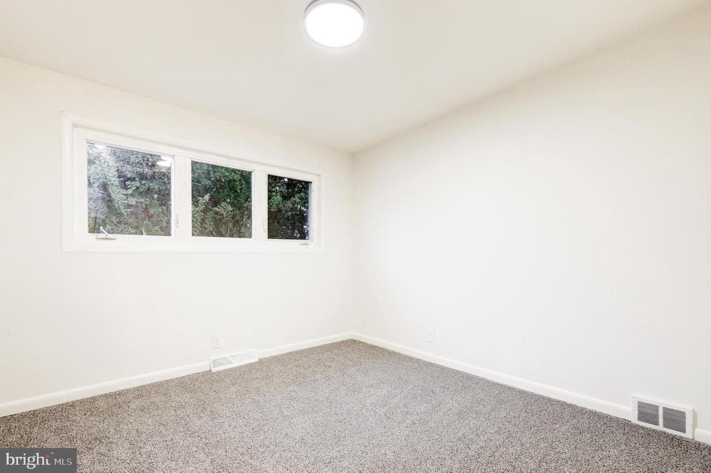 904 S Chester Road photo 29