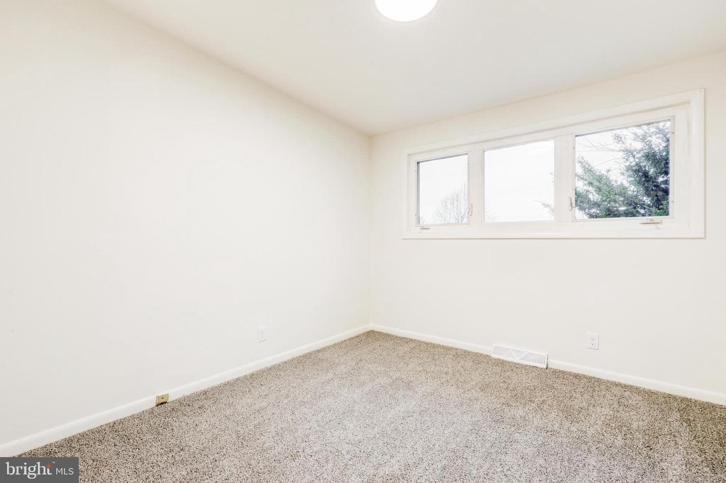 904 S Chester Road photo 32