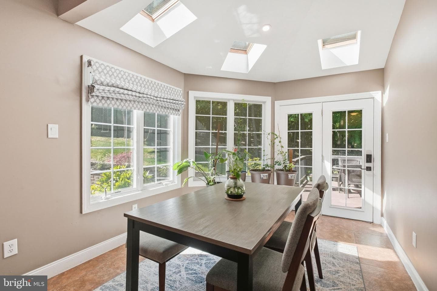 1344 Brownsville Road photo 24