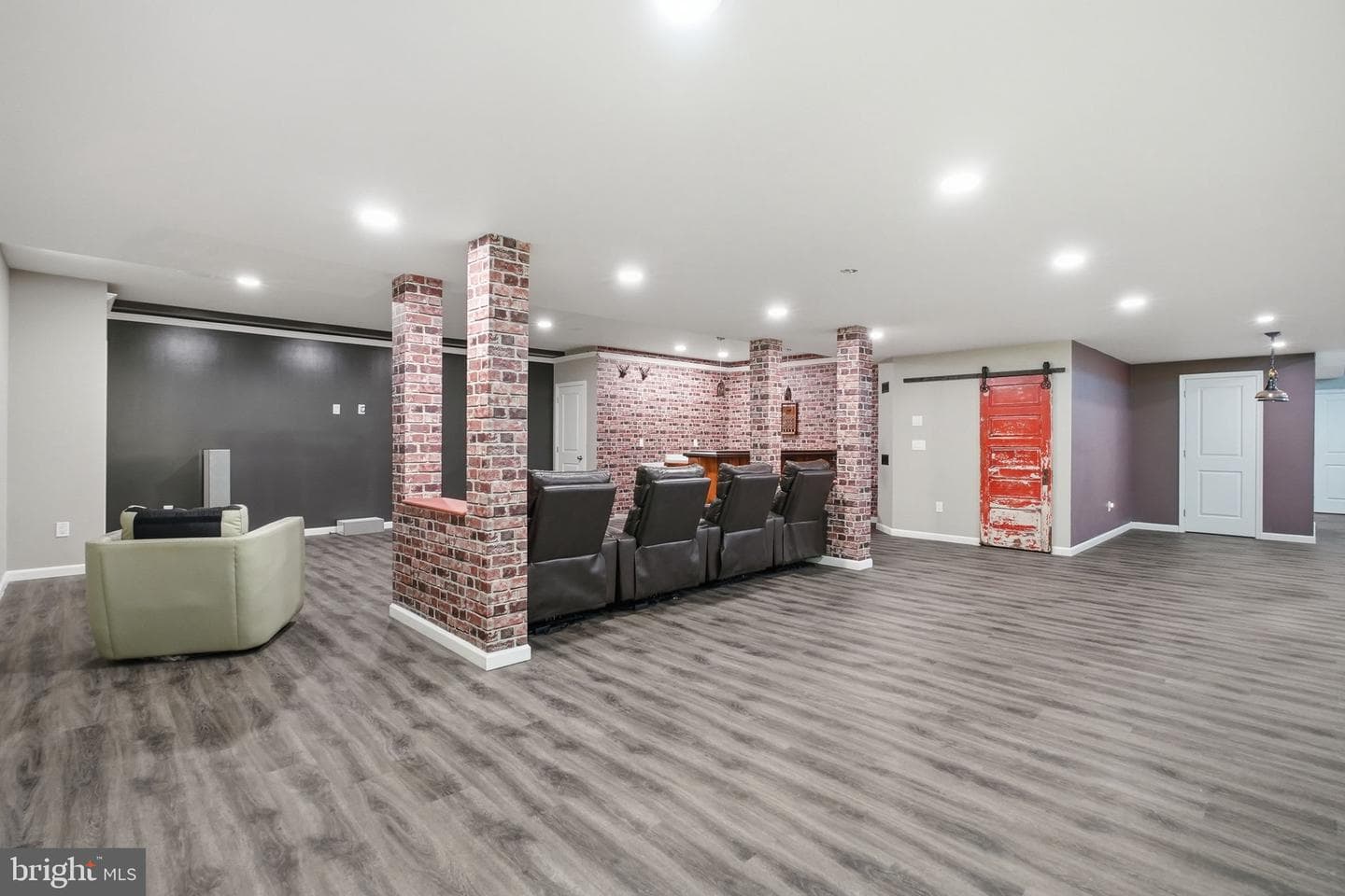 1344 Brownsville Road photo 34