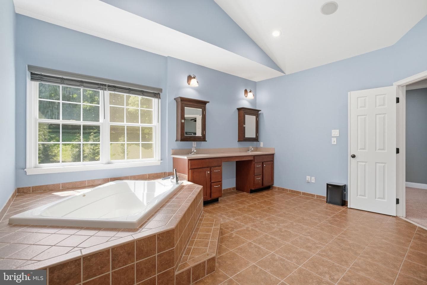1344 Brownsville Road photo 60