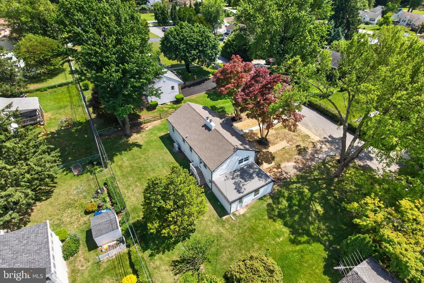 545 Dorothy Lane photo 31