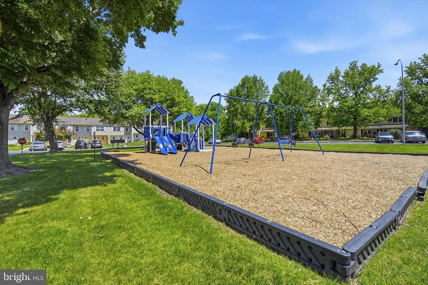 324 Carlyn Court photo 36