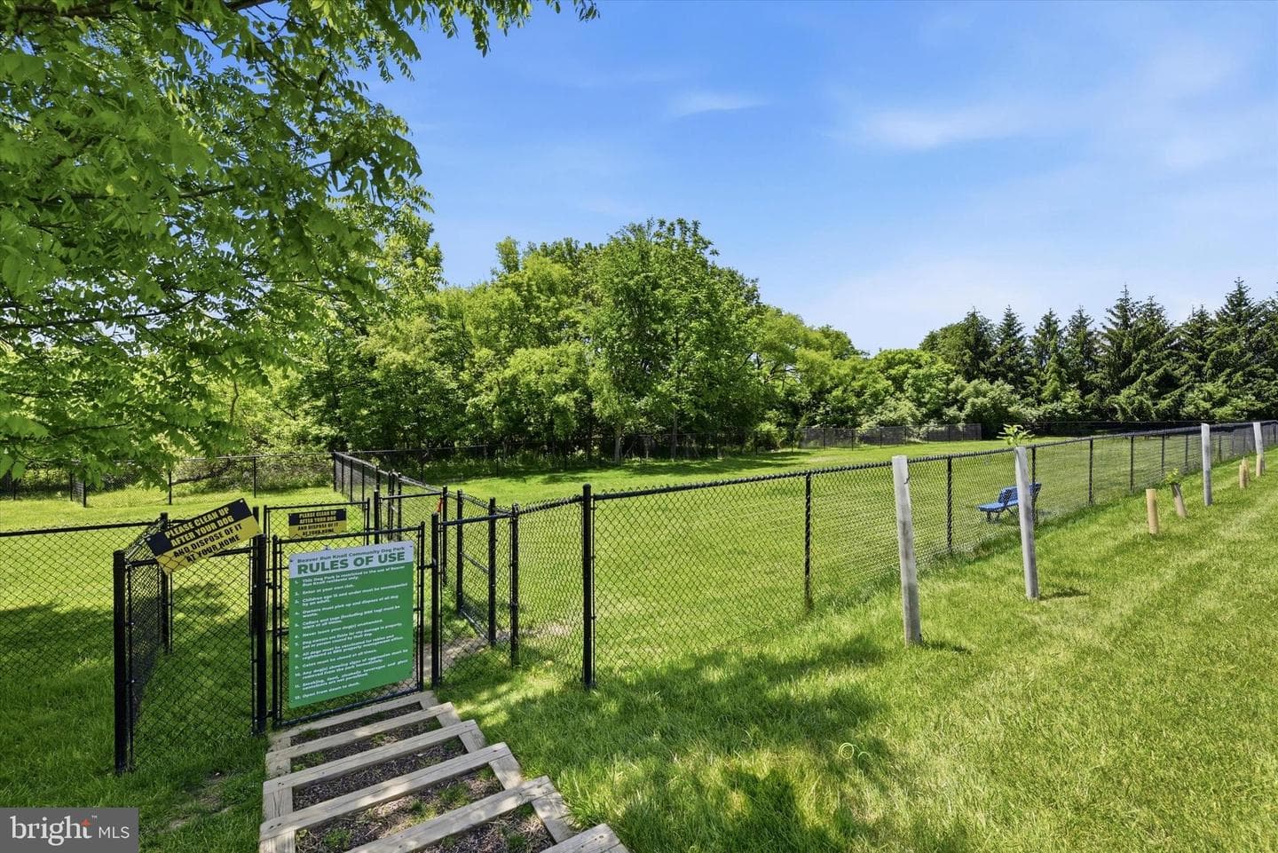 324 Carlyn Court photo 38