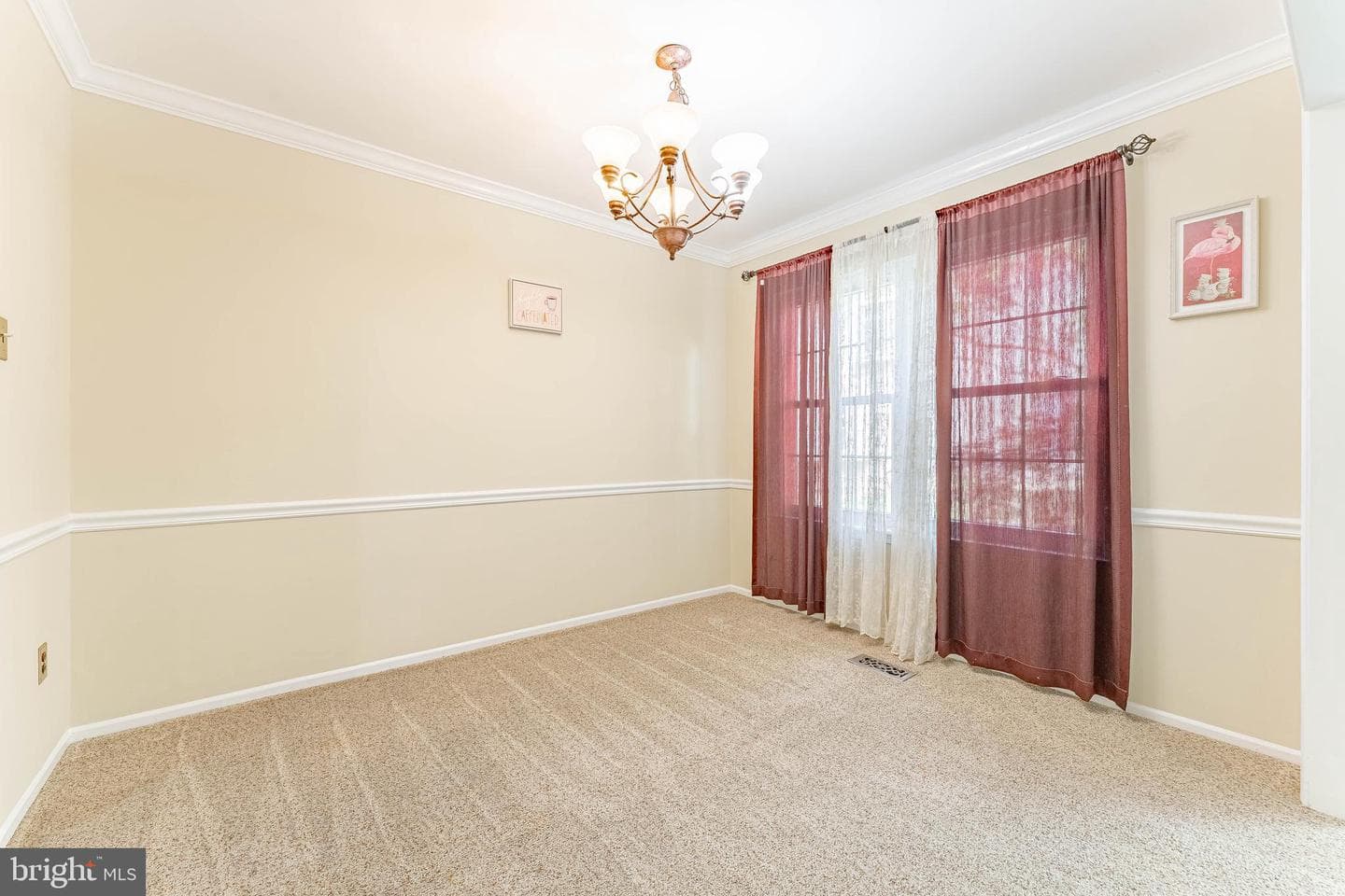 11 Chateau Circle photo 17