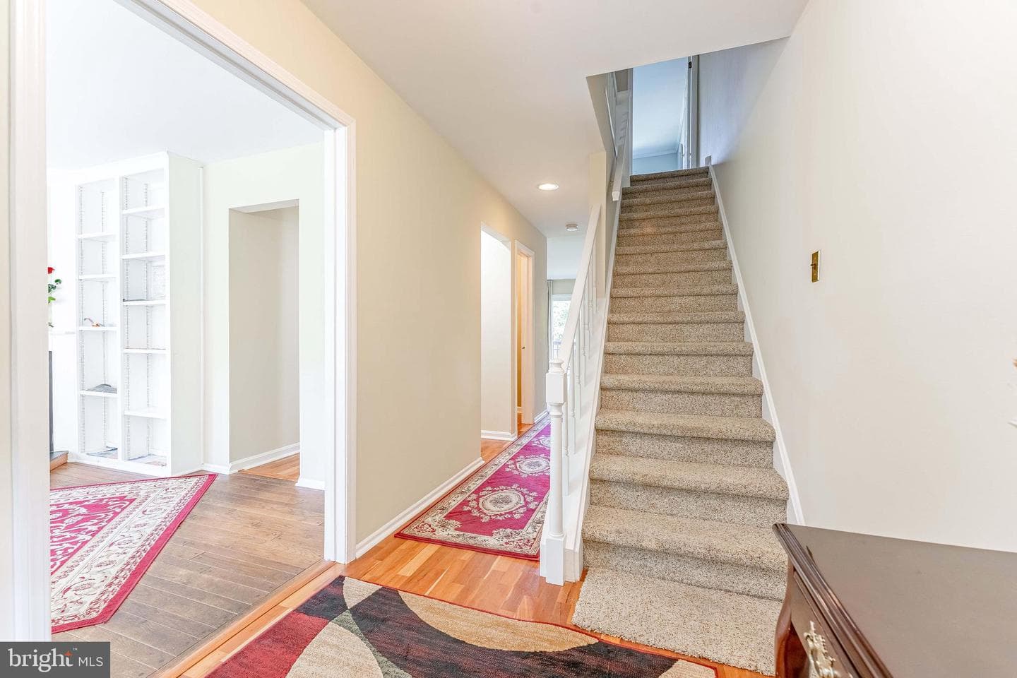 11 Chateau Circle photo 3