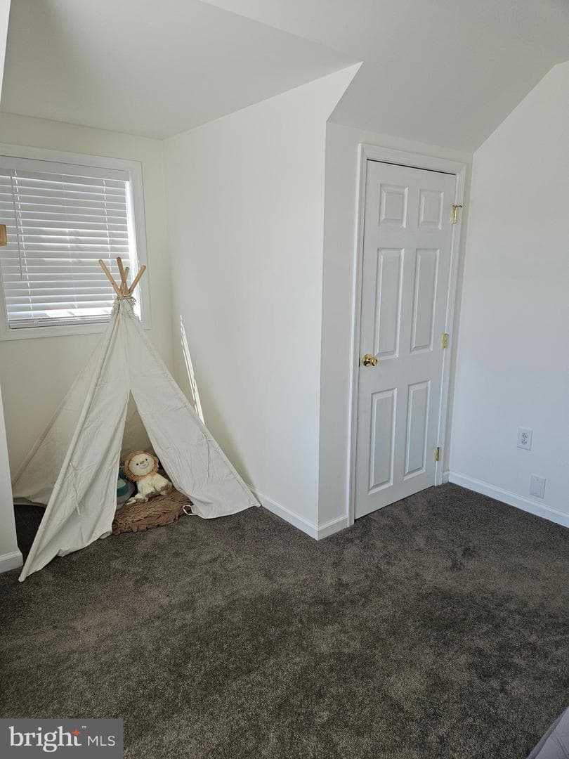 1420 E Harmony Street photo 37