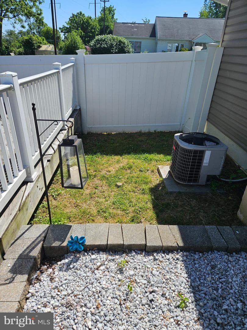 1420 E Harmony Street photo 5