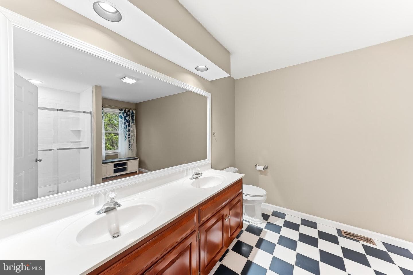 522 Ridge Drive photo 29