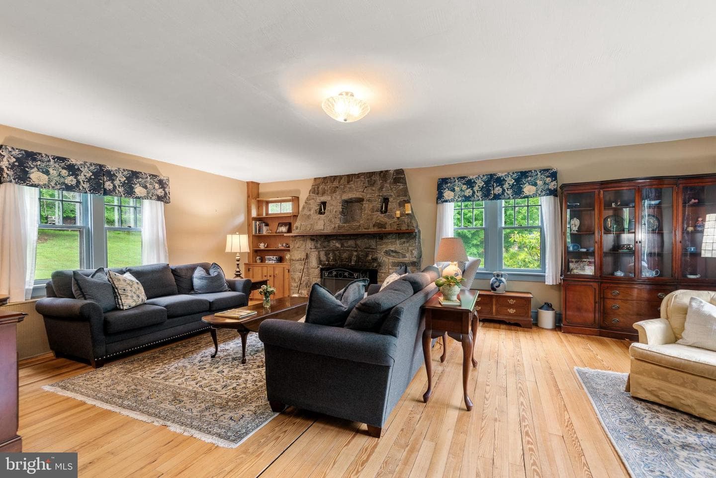 1480 Sawmill Road photo 4