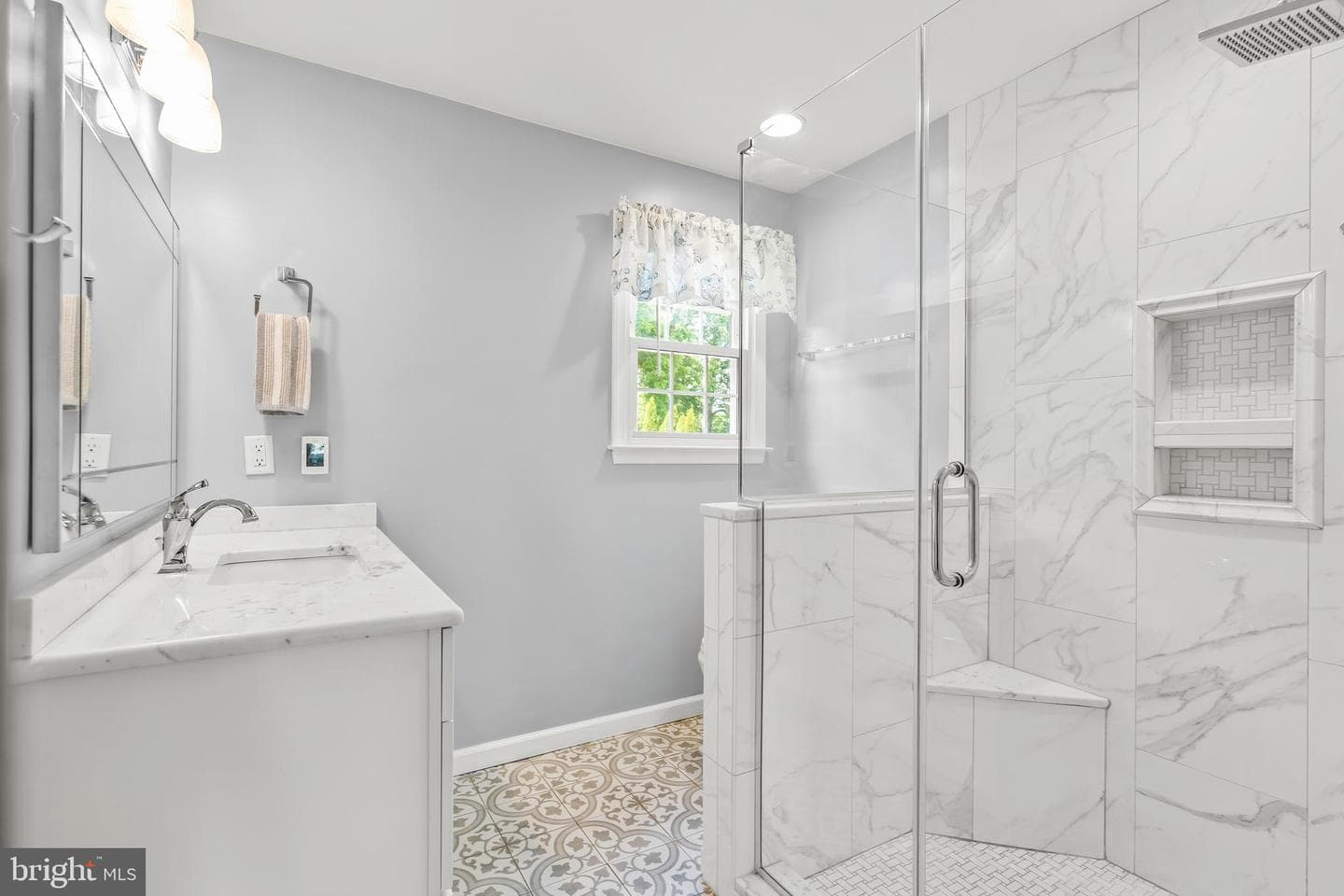 1109 Edward Lane photo 31