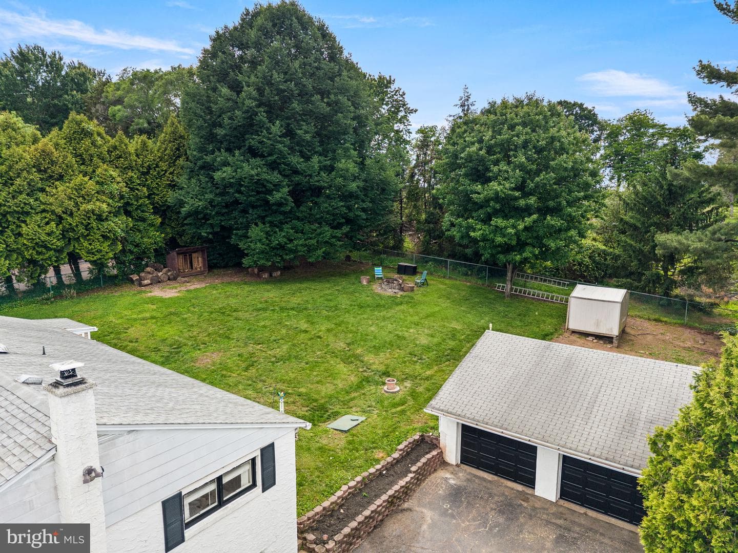 1068 Ebelhare Road photo 20