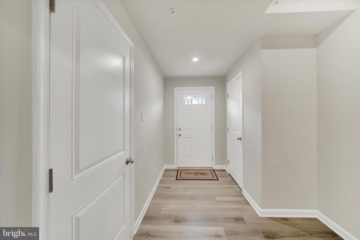 222 Hamilton Lane photo 4