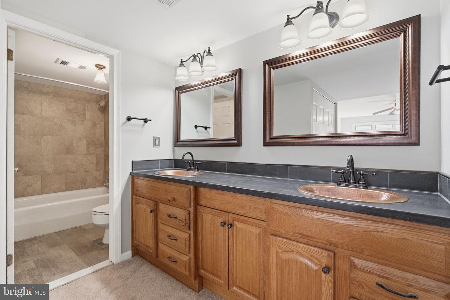142 Harvest Lane #214 photo 24