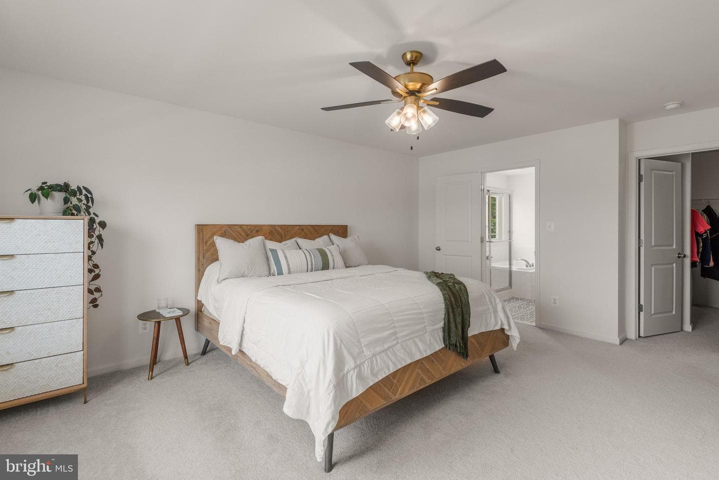 34 Pelham Drive photo 18
