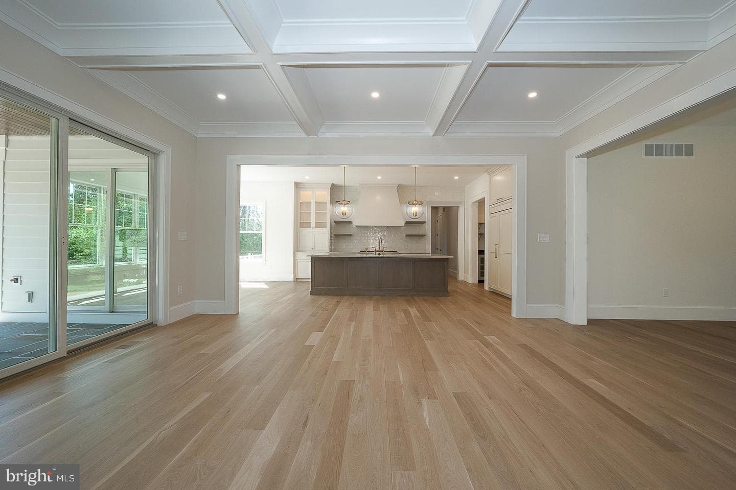 2074 Fox Creek Road photo 12