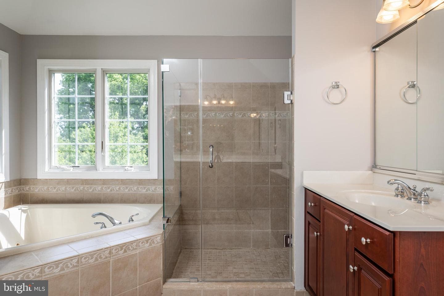 14 Maentel Drive photo 25