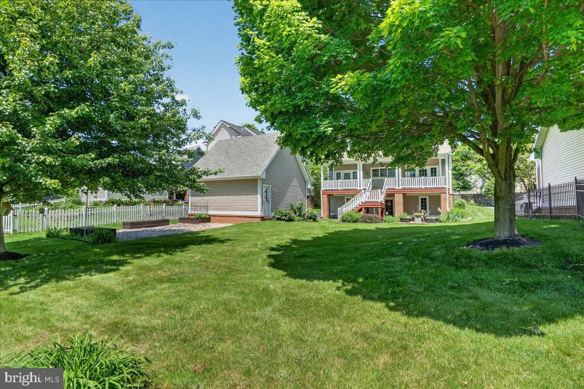 435 Fairmont Drive photo 46