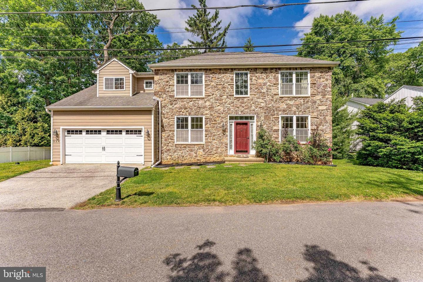 224 Hearn Avenue, Berwyn