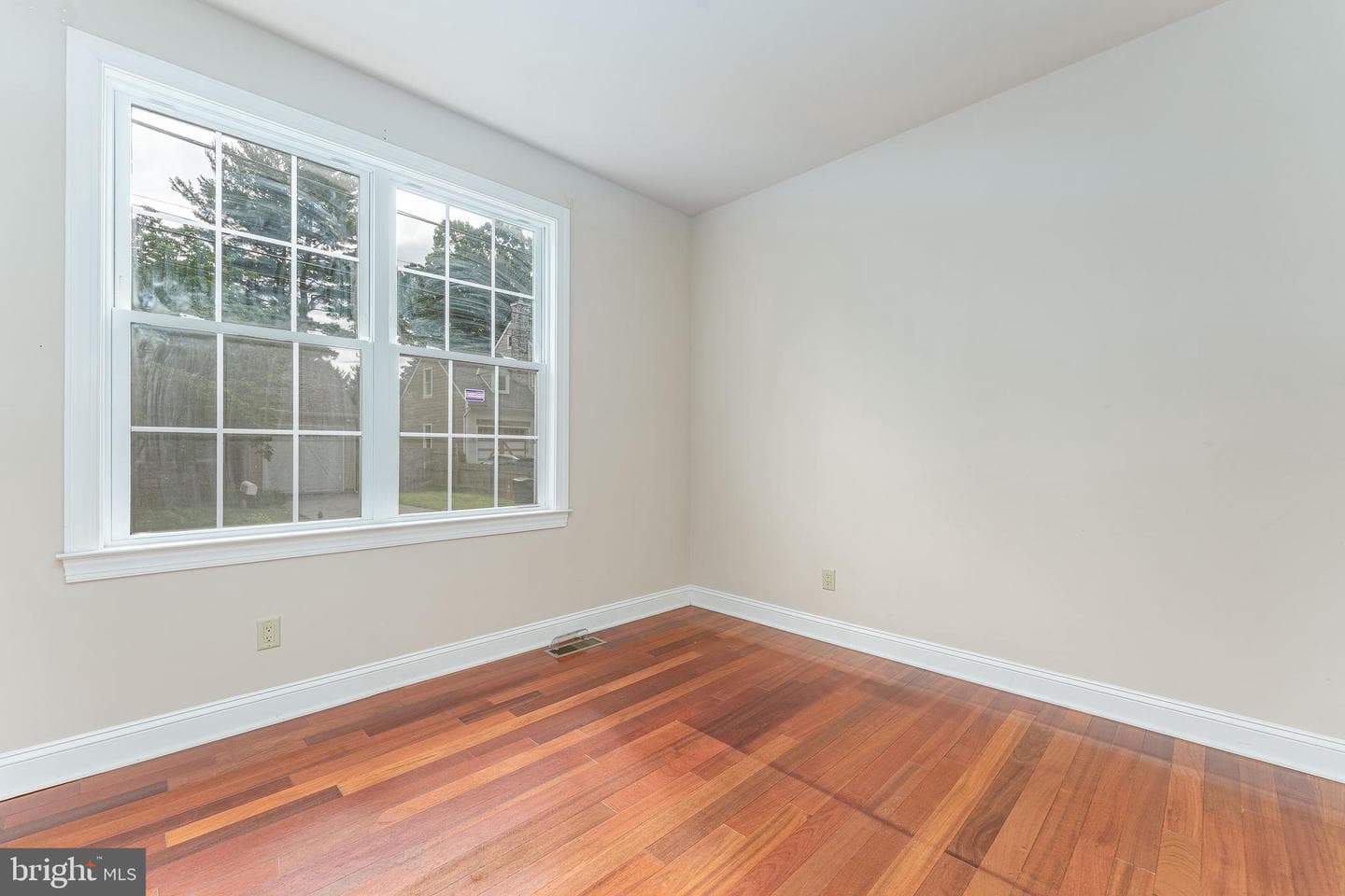 224 Hearn Avenue photo 32