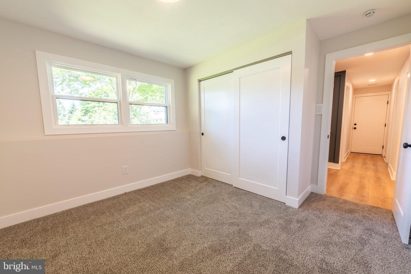 1005 Ericsson Drive photo 33