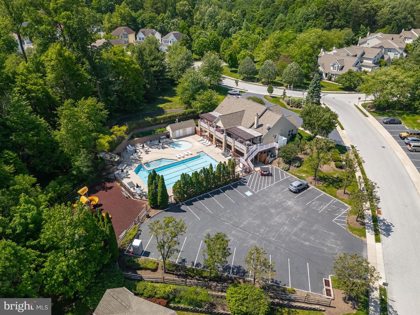 227 Silverbell Court photo 8