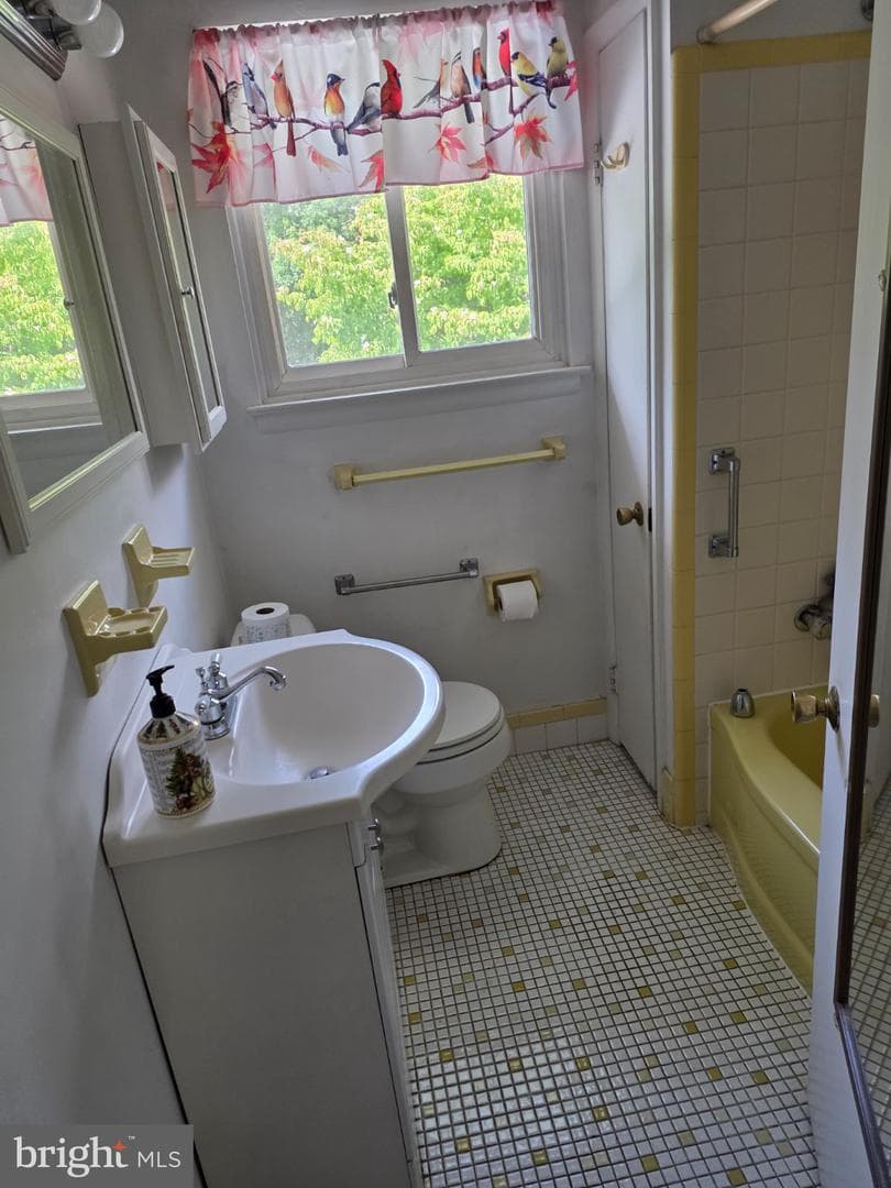 20 Karen Drive photo 15