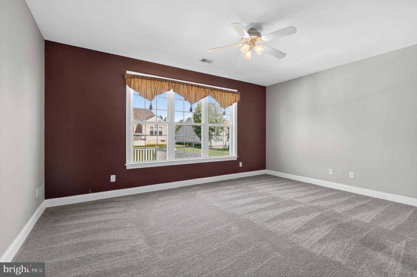 307 Sawgrass Court photo 14