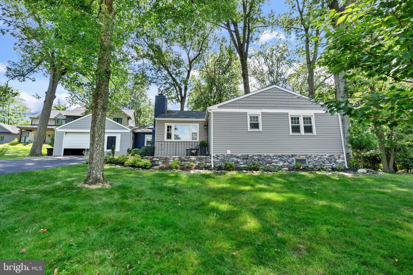 305 Irish Road, Berwyn